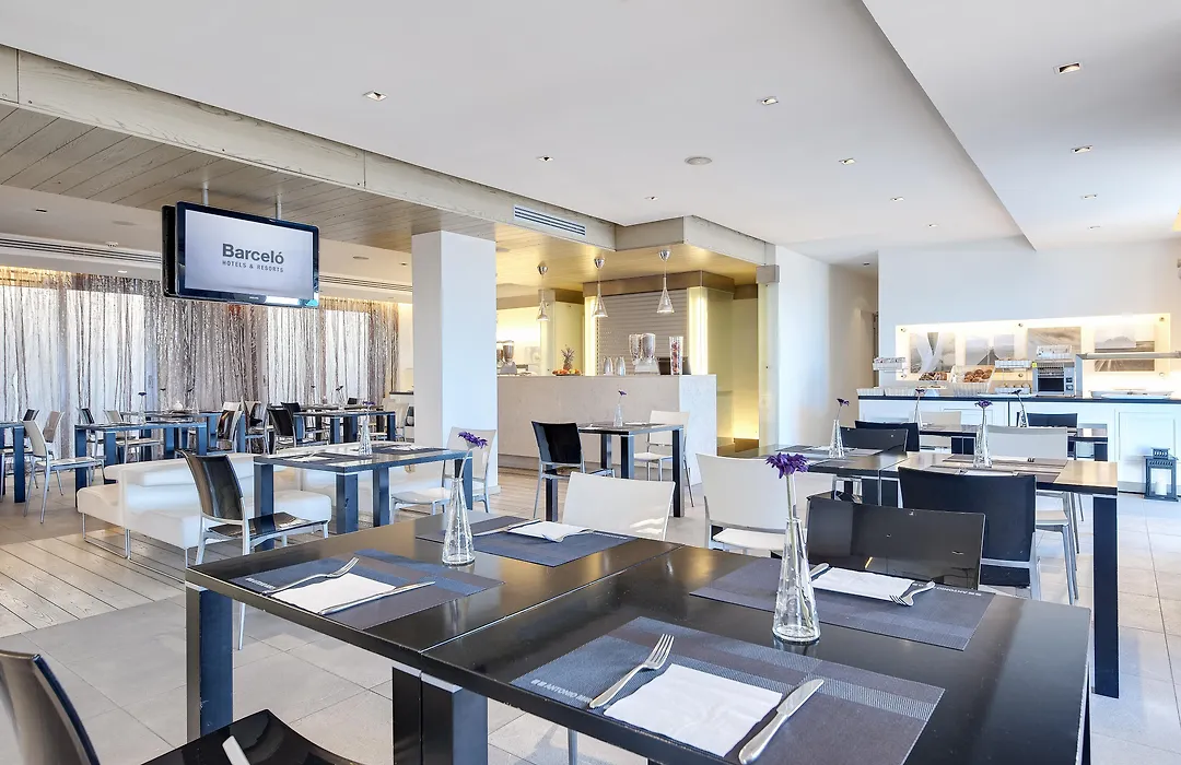 Smy Aran Blu Roma Mare (Adults Only)-1